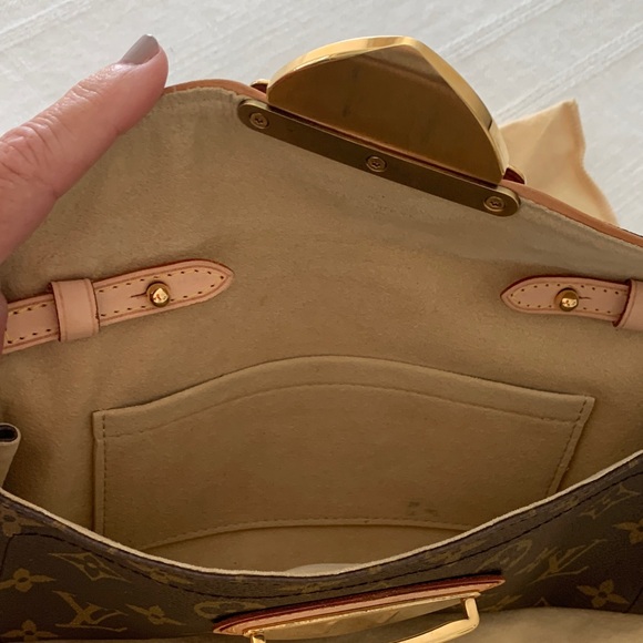 Louis Vuitton Monogram PM Beverly pouchette shoulder/clutch bag - Picture 11 of 12